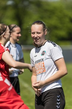 Bild 24 - F SV Henstedt Ulzburg - SV Fortuna Boesdorf : Ergebnis: 3:1